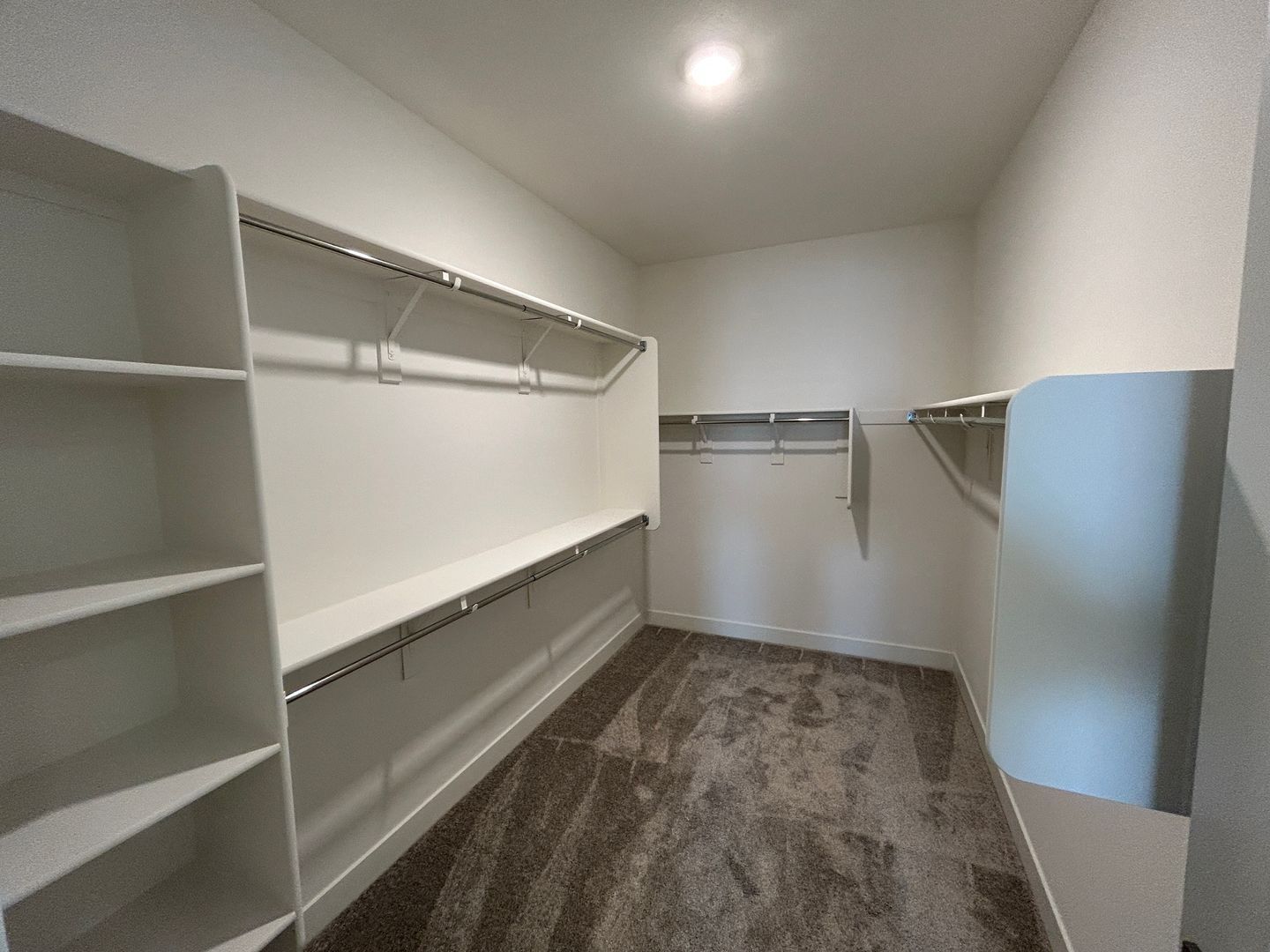 Beautiful Sterling Grove 4 bedroom / 3.5 bathroom home ready for immediate Move In property image