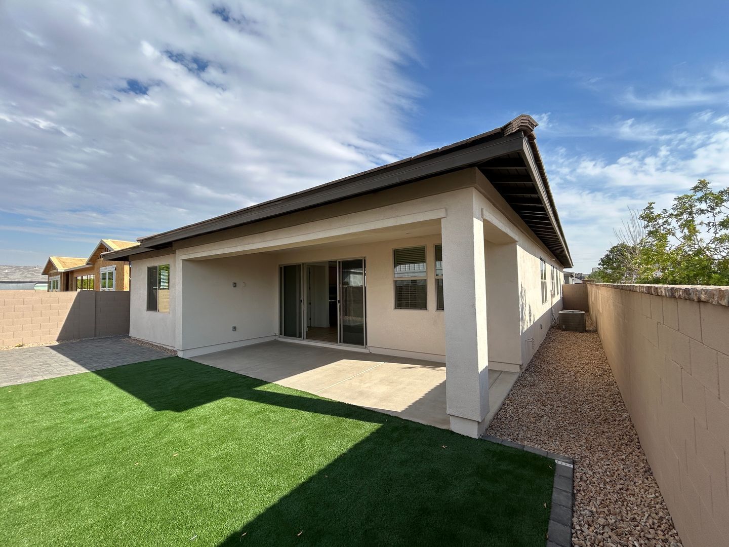 Beautiful Sterling Grove 4 bedroom / 3.5 bathroom home ready for immediate Move In property image