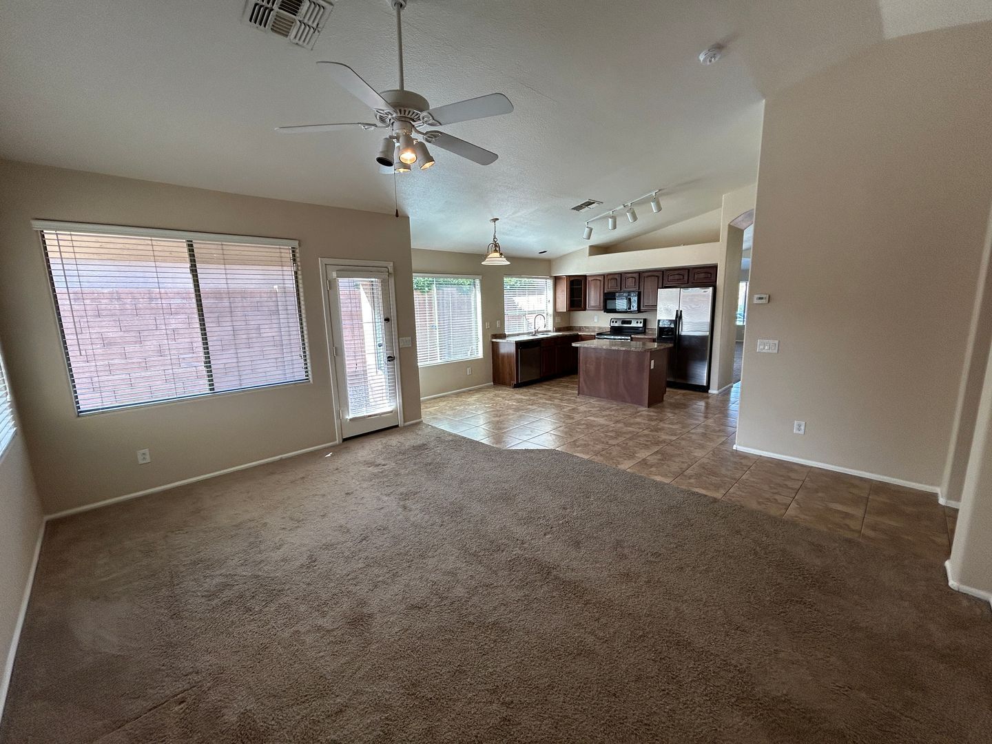 3 bedroom 2 bath home in Litchfield Park Available for an early June Move in! property image