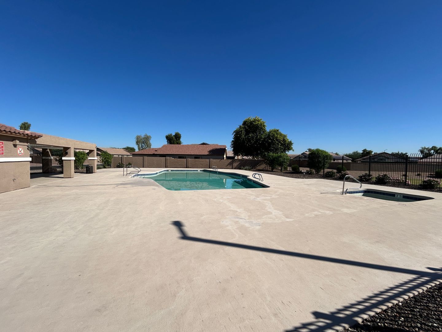 Fantastic 3 bedroom / 2 bathroom home in Ashton Ranch ready for immediate move-in property image