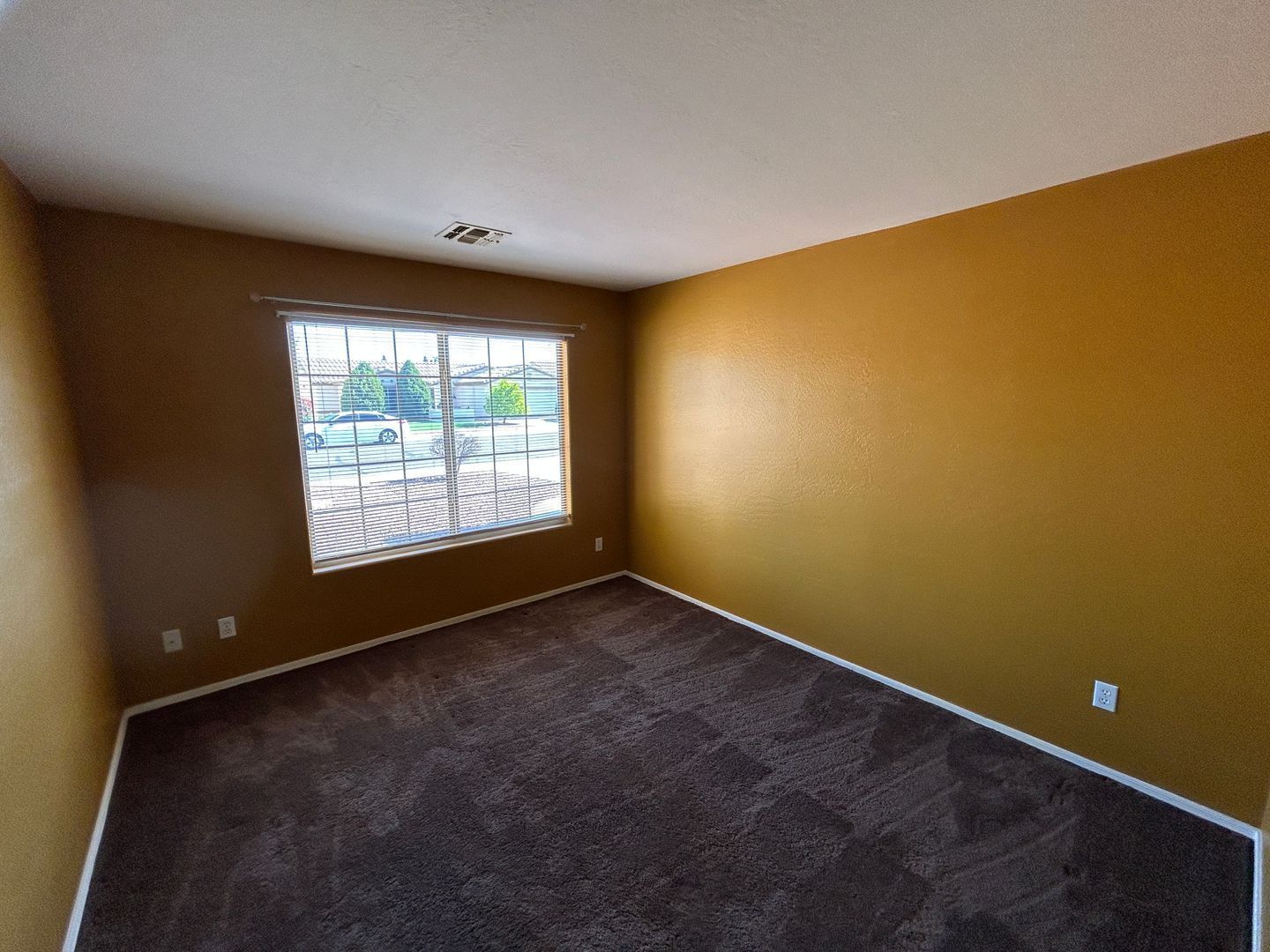 Great home in West Point Towne Center WITH POOL ready for move in property image