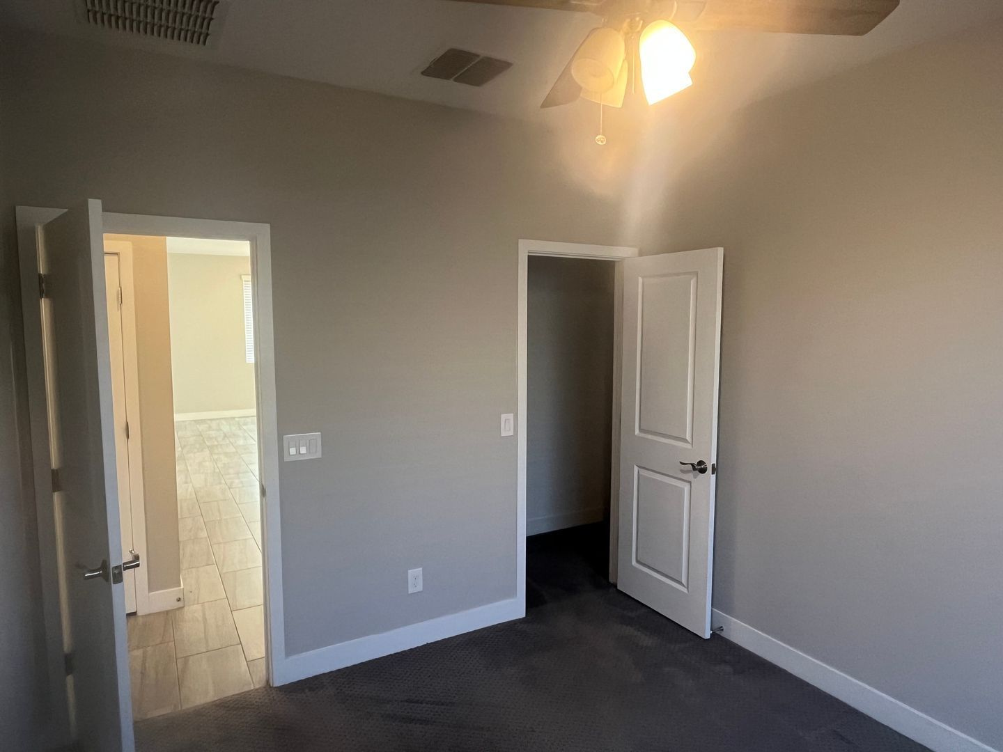 Elegant 4 Bedroom, 3 Bath Split-Floorplan Home in Goodyear property image