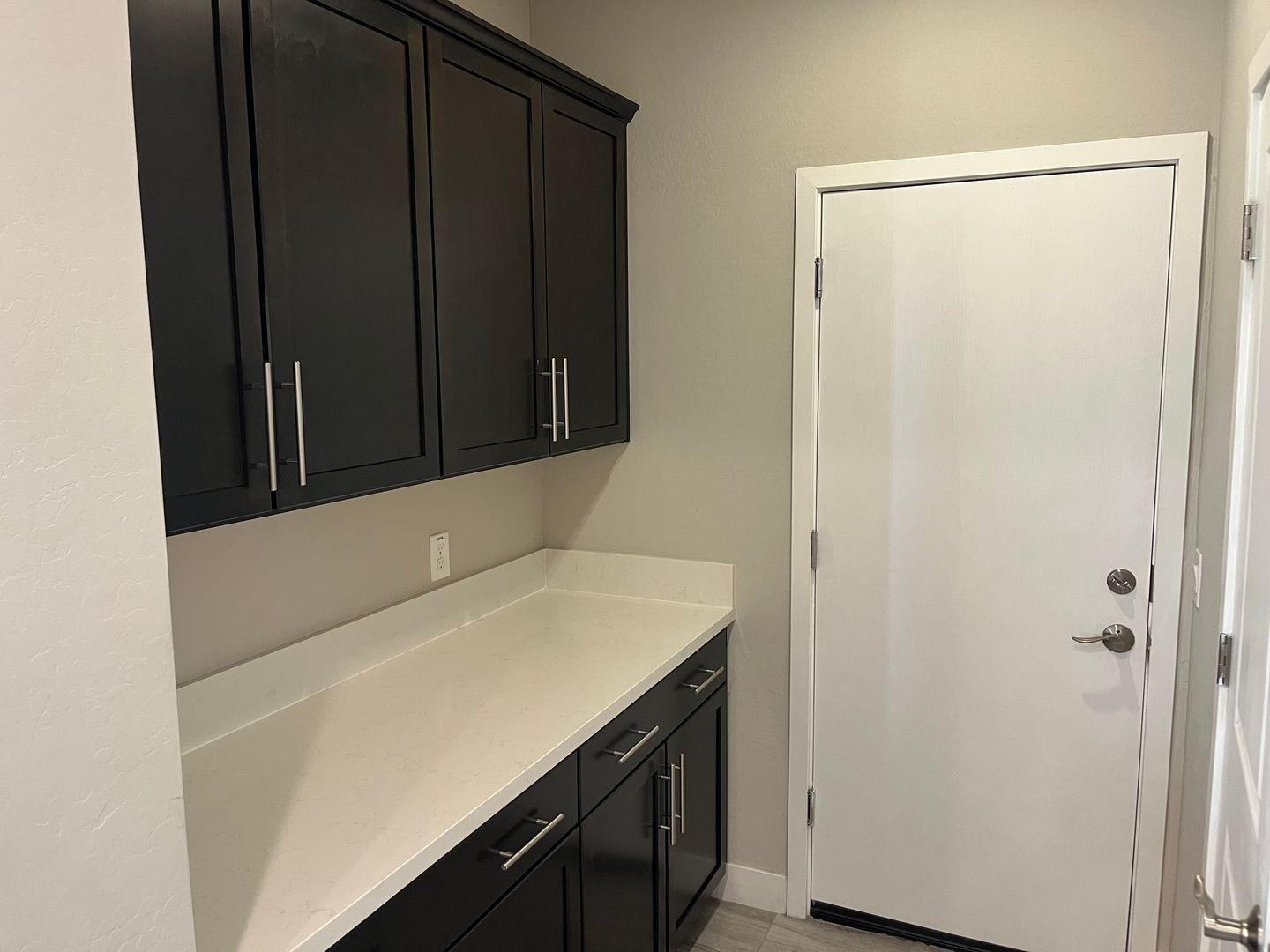 Elegant 4 Bedroom, 3 Bath Split-Floorplan Home in Goodyear property image