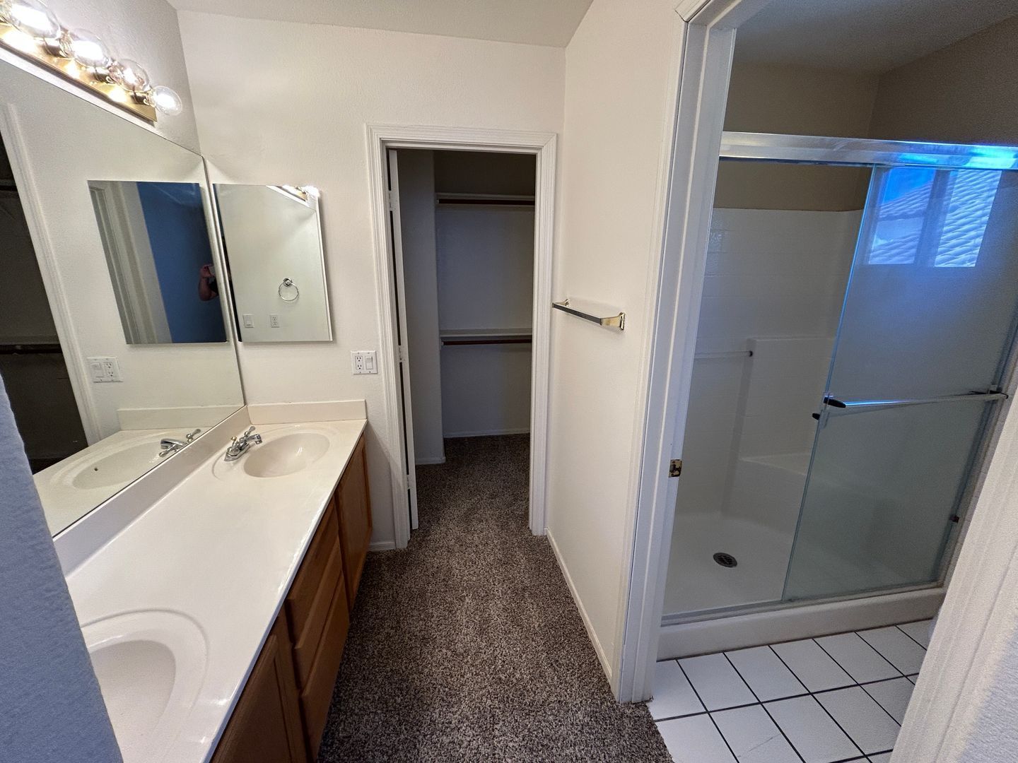 3 bedroom 2.5 bath home with a fenced pool in Clemente Ranch is available for immediate move in! property image