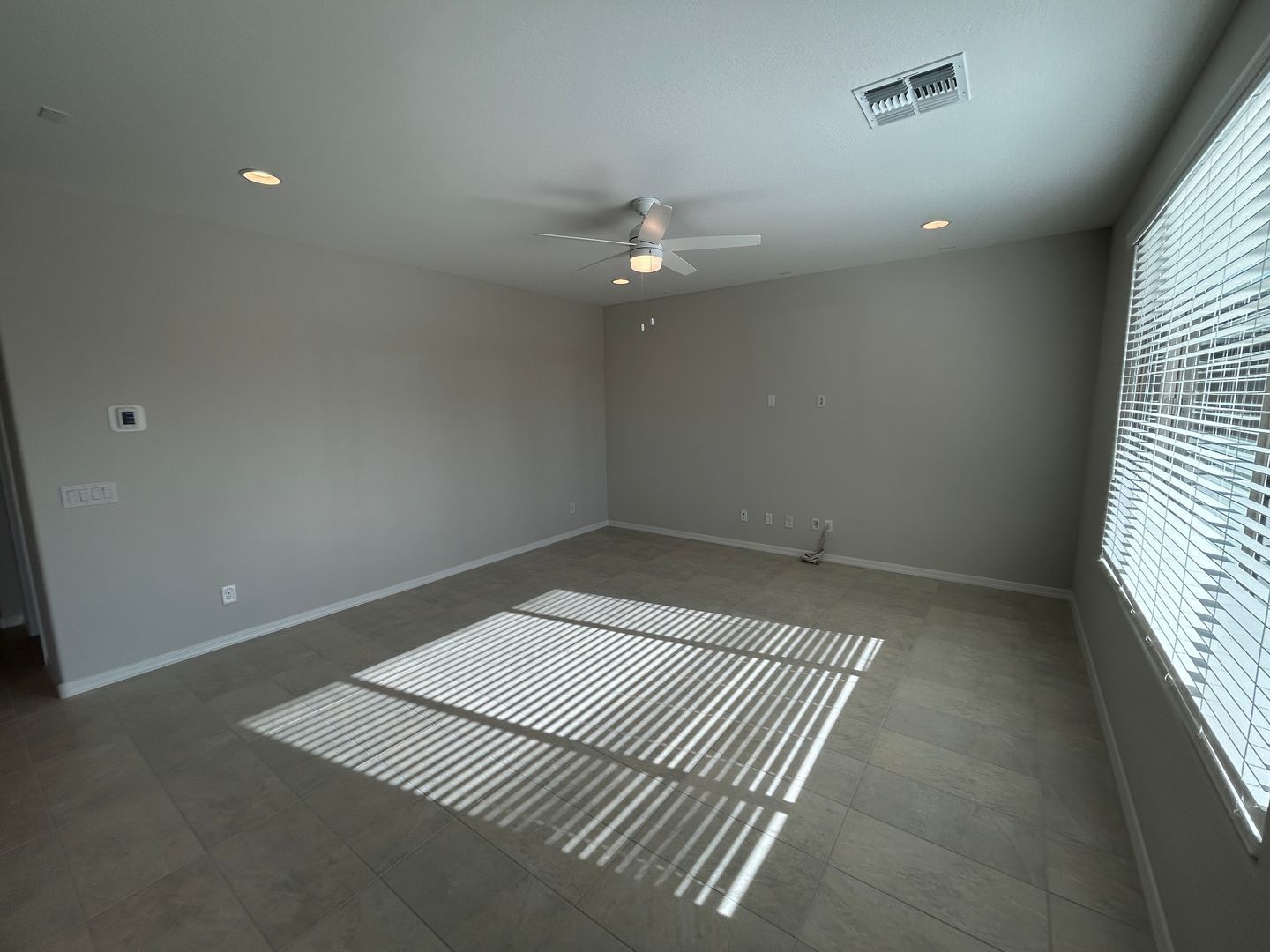 Brand New 2025 Home - 4 bedroom / 2.5 bathroom ready for immediate move-in !! property image