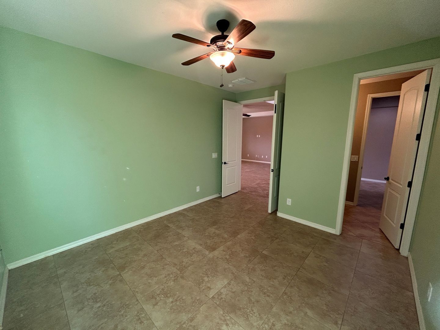 Beautiful 3 bedroom (plus den), 2.5 bathroom home in Cortessa ready for immediate move-in property image