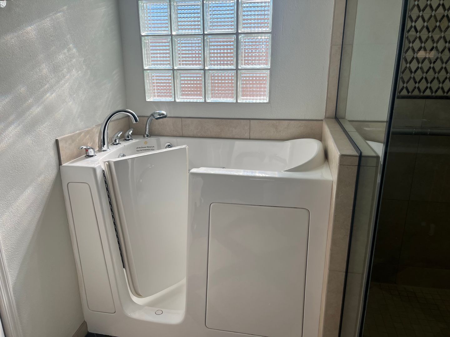 Stunning Waterfront Home in Water’s Edge at Ocotillo property image