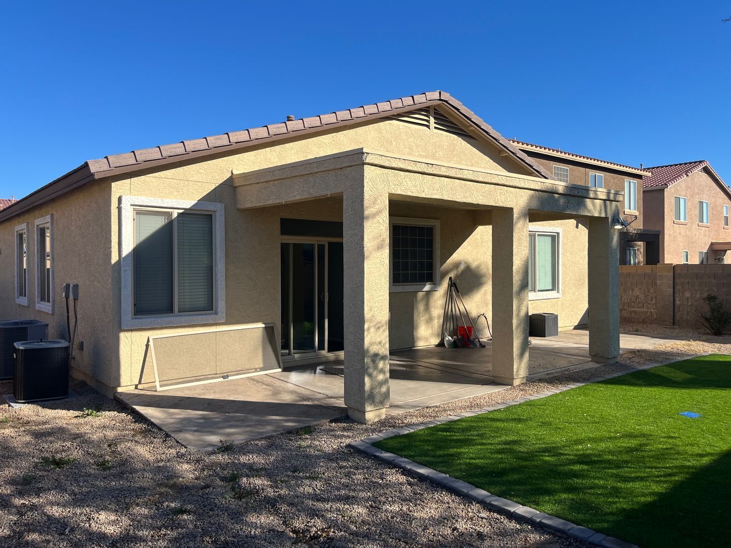 Beautiful 4 Bed, 2 Bath Home Located In The Laveen Farms Community! property image