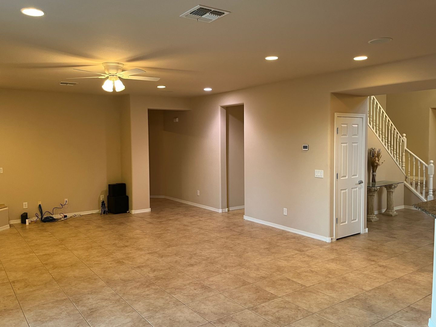 Beautiful 4 Bedroom, 2.5 Bath Home with POOL in the White Tank Foothills!! property image