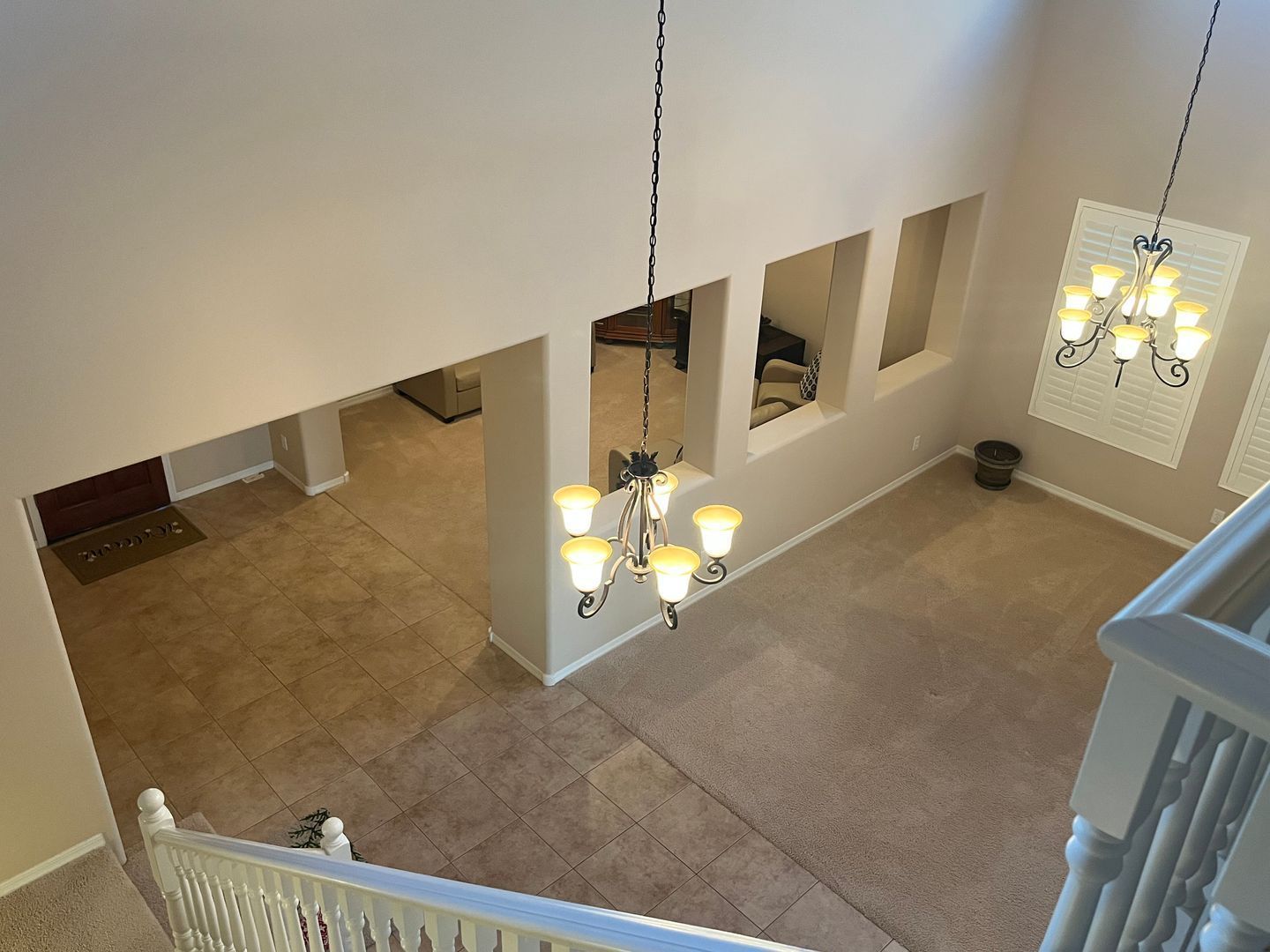 Beautiful 4 Bedroom, 2.5 Bath Home with POOL in the White Tank Foothills!! property image