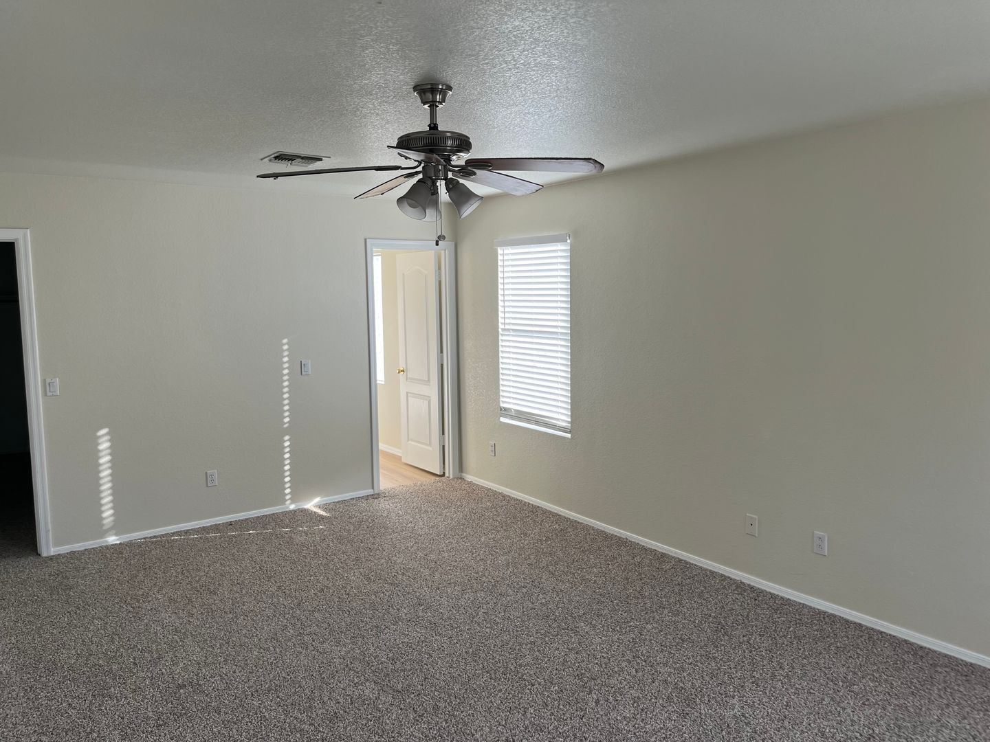 4 bedroom, 2.5 baths, in Sheely Farms is available for immediate move in! property image