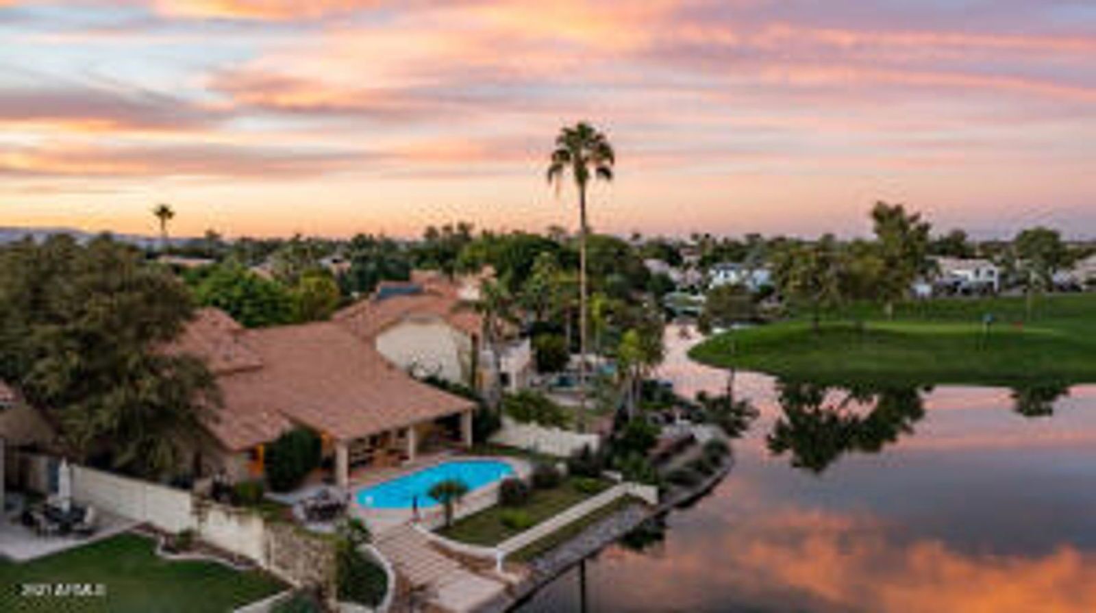 Stunning Waterfront Home in Water’s Edge at Ocotillo property image