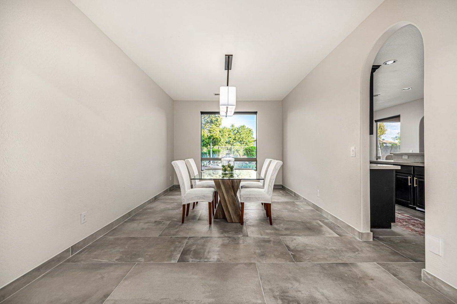 Enchanting 4-bed, 4.5-bath home in Jackrabbit Estates, Surprise, AZ property image