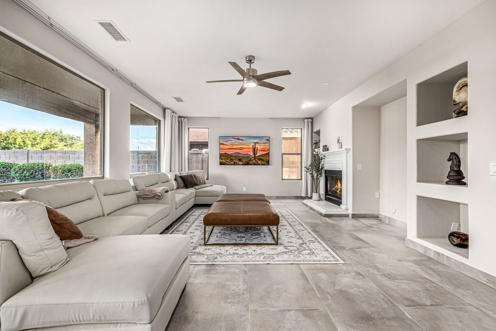 Enchanting 4-bed, 4.5-bath home in Jackrabbit Estates, Surprise, AZ property image