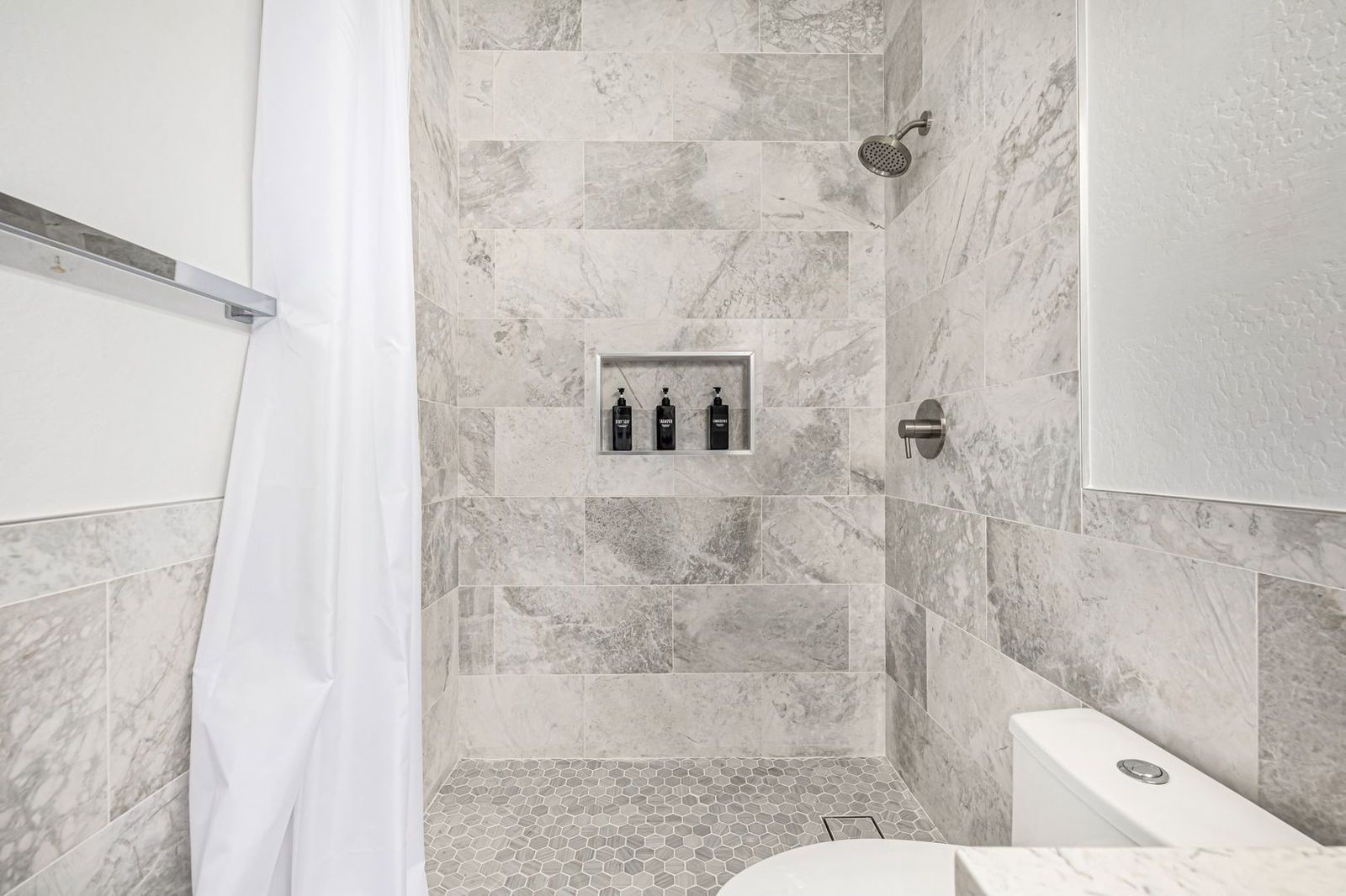 Enchanting 4-bed, 4.5-bath home in Jackrabbit Estates, Surprise, AZ property image