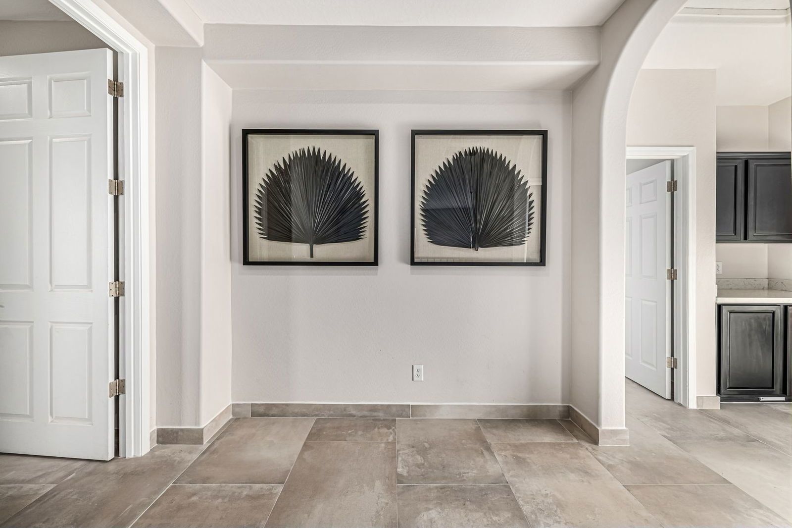 Enchanting 4-bed, 4.5-bath home in Jackrabbit Estates, Surprise, AZ property image