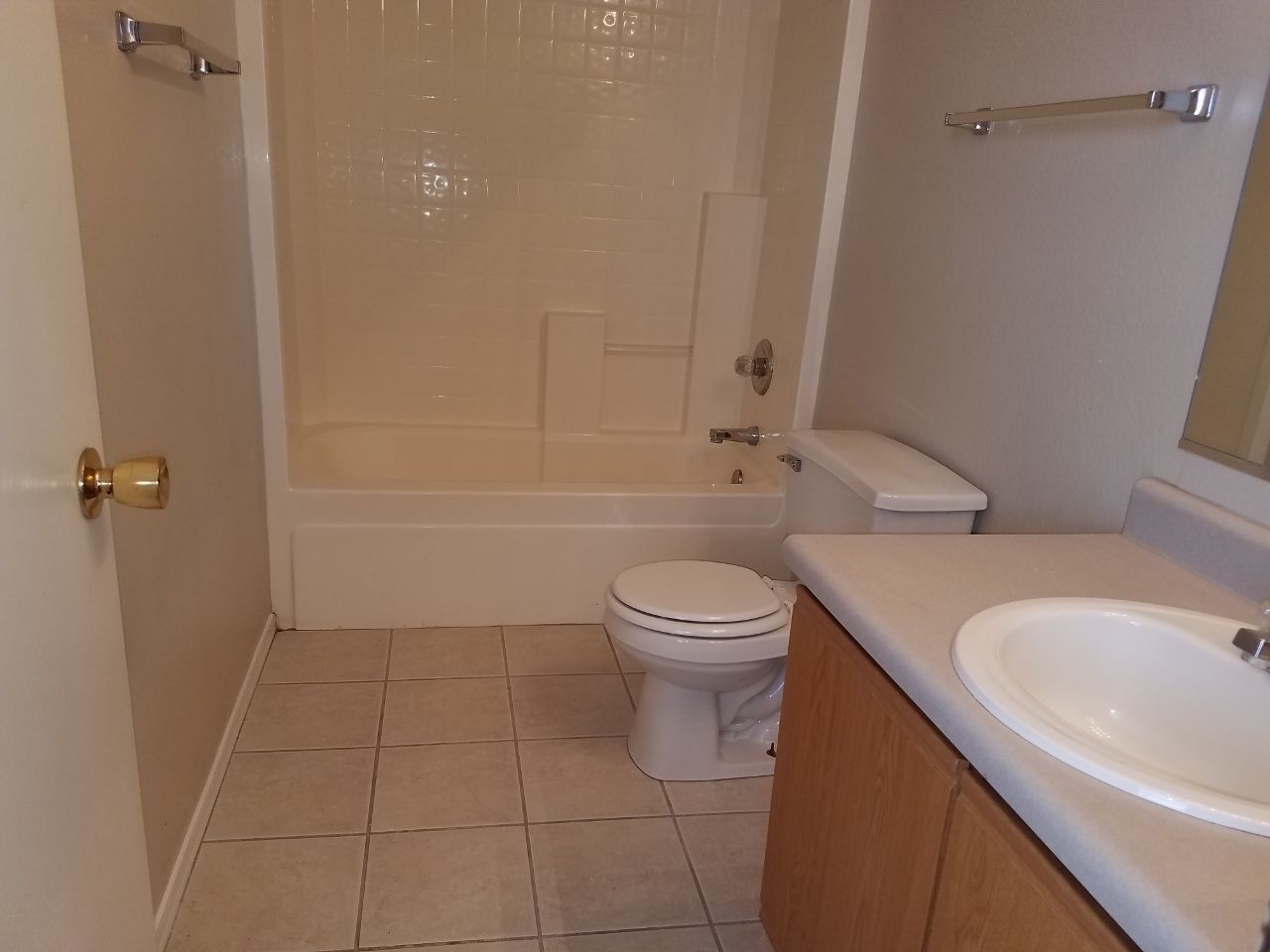 3 bedroom 2 bath home with a den in Arizona Brisas is available for a February Move in! property image