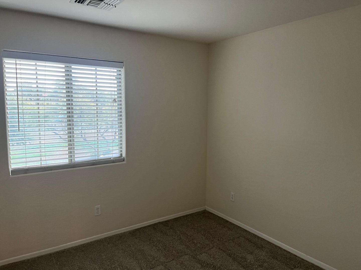 4 bedroom 2.5 bath home in Greer Ranch is available for immediate move in! property image