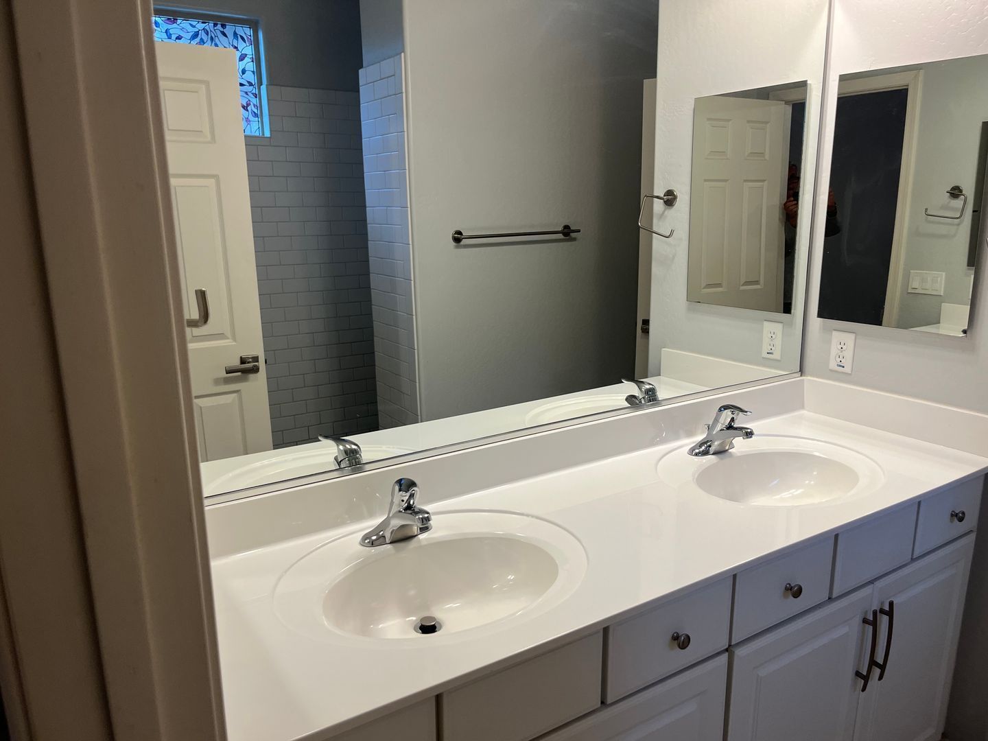 Beautiful 3 bed 2 bath single story home in Surprise Farms! property image