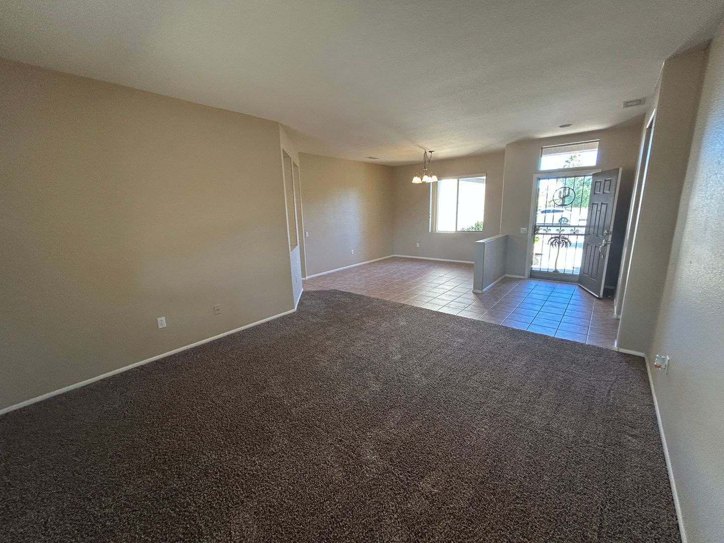 2 bedroom 2 bath home in Sun City Grand is available for immediate move in! property image