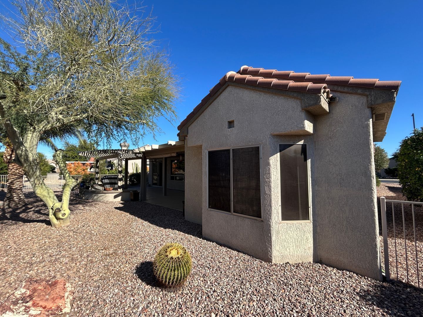 2 bedroom 2 bath home in Sun City Grand is available for immediate move in! property image
