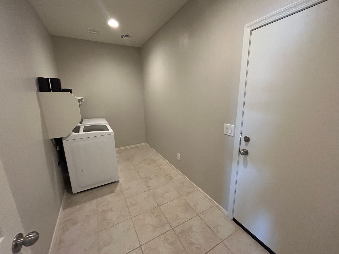 3 bedroom / 2 bathroom home in Village at Sundance ready for immediate move-in property image