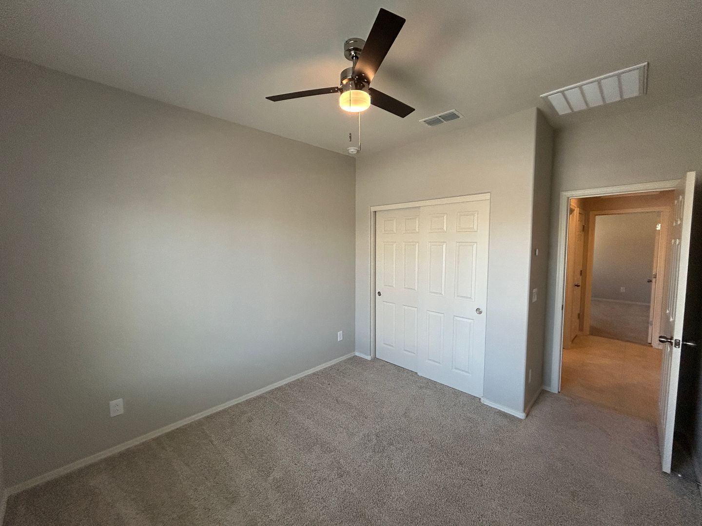 3 bedroom / 2 bathroom home in Village at Sundance ready for immediate move-in property image