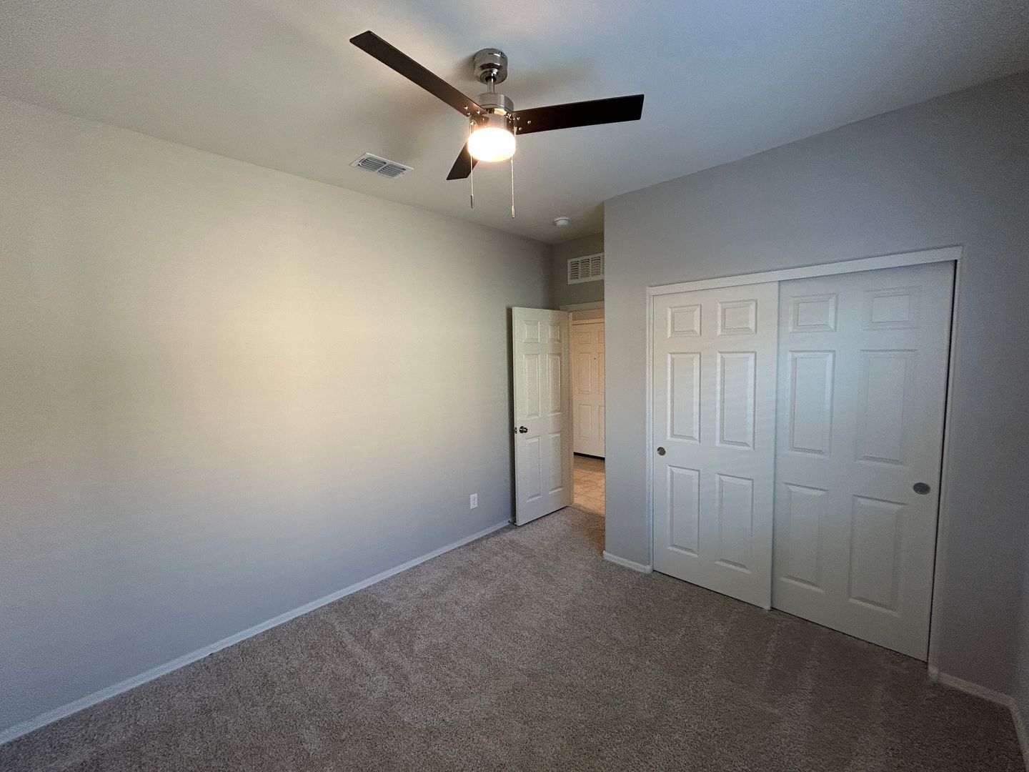 3 bedroom / 2 bathroom home in Village at Sundance ready for immediate move-in property image