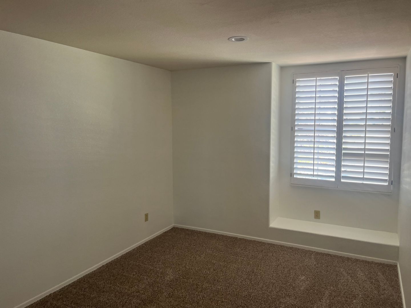 Stunning Waterfront Home in Water’s Edge at Ocotillo property image