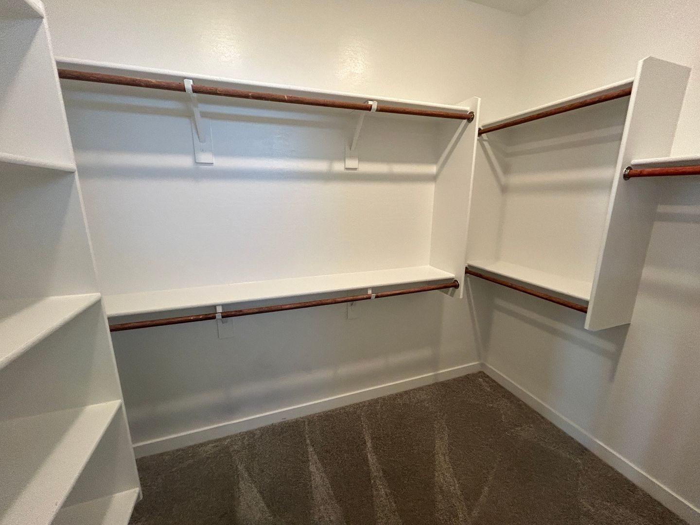 Beautiful 5 bedroom / 3 bathroom home in Asante property image