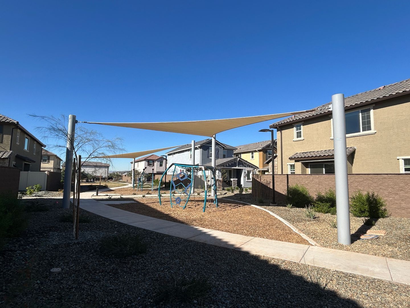 Beautiful Lennar Home built in 2025 (4 bedrooms / 3.5 bathrooms) ready for immediate move-in property image