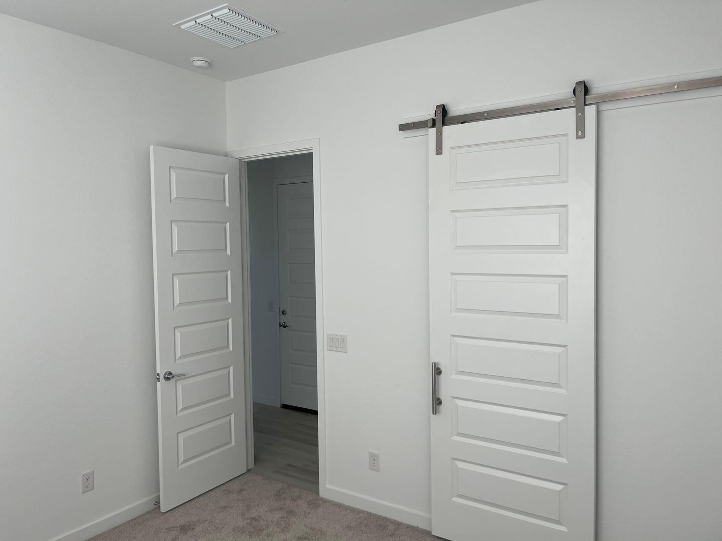 Brand New 1-Bedroom Guest House in Goodyear – Utilities Included property image