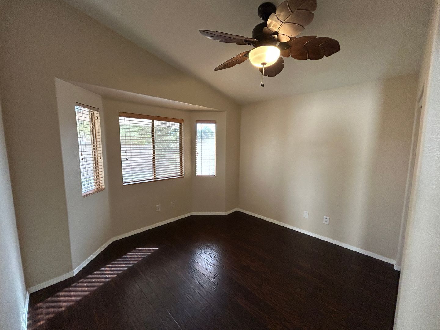 Beautiful 3 bedroom / 2 bathroom home in West Point ready for February 1st move-in property image