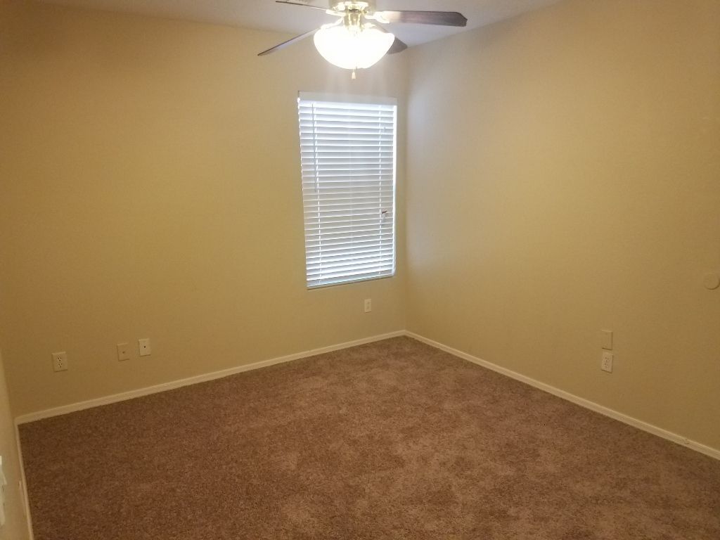 4 bedroom 3 bath home with a den in Mountain Vista Ranch property image