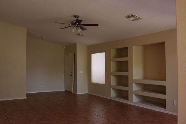 4 bedroom 3 bath home with a den in Mountain Vista Ranch property image