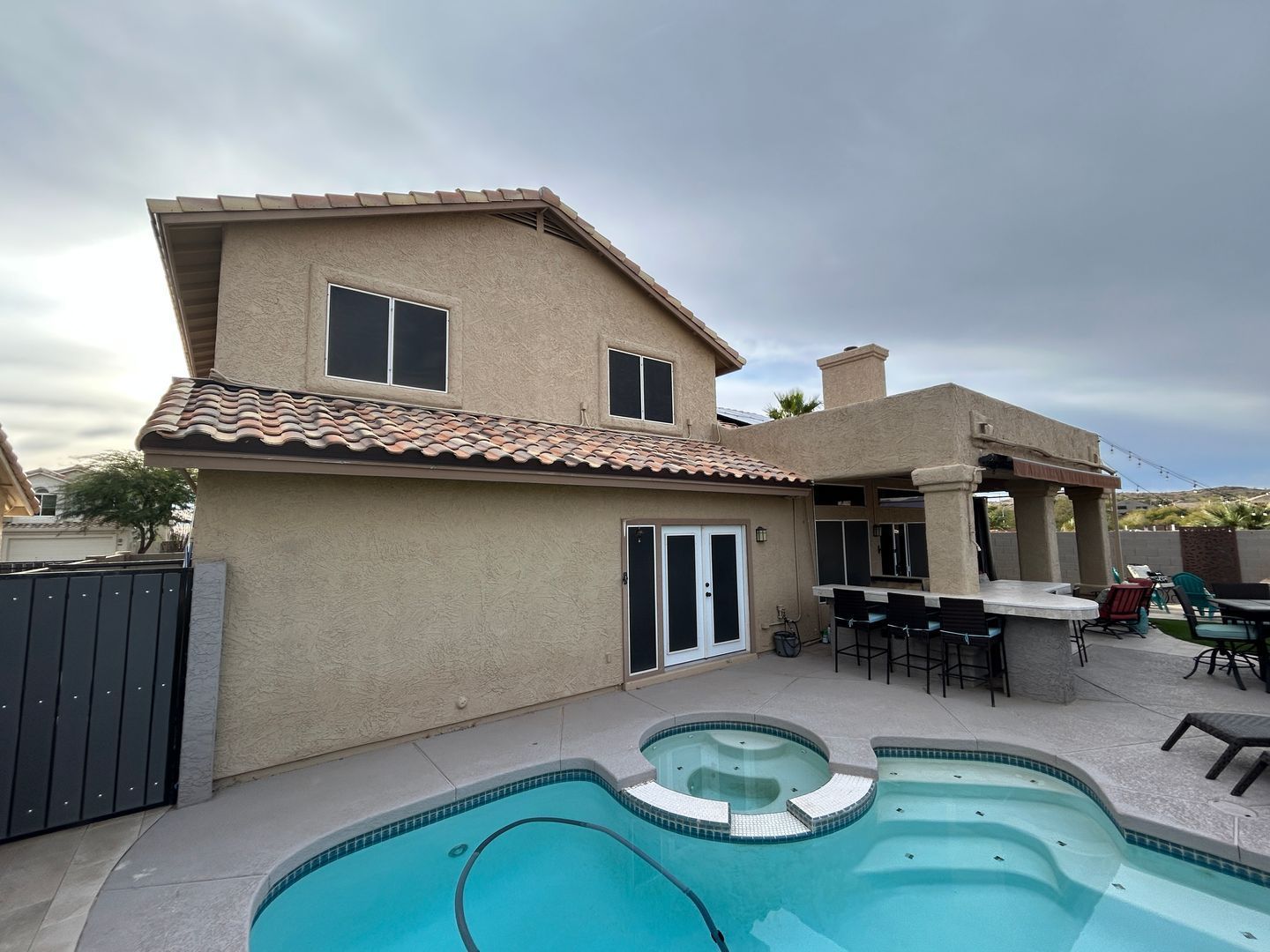 Fantastic 3 bedroom/2.5 bathroom home (plus loft, pool/spa) in the Foothills ready for early March Move-in property image