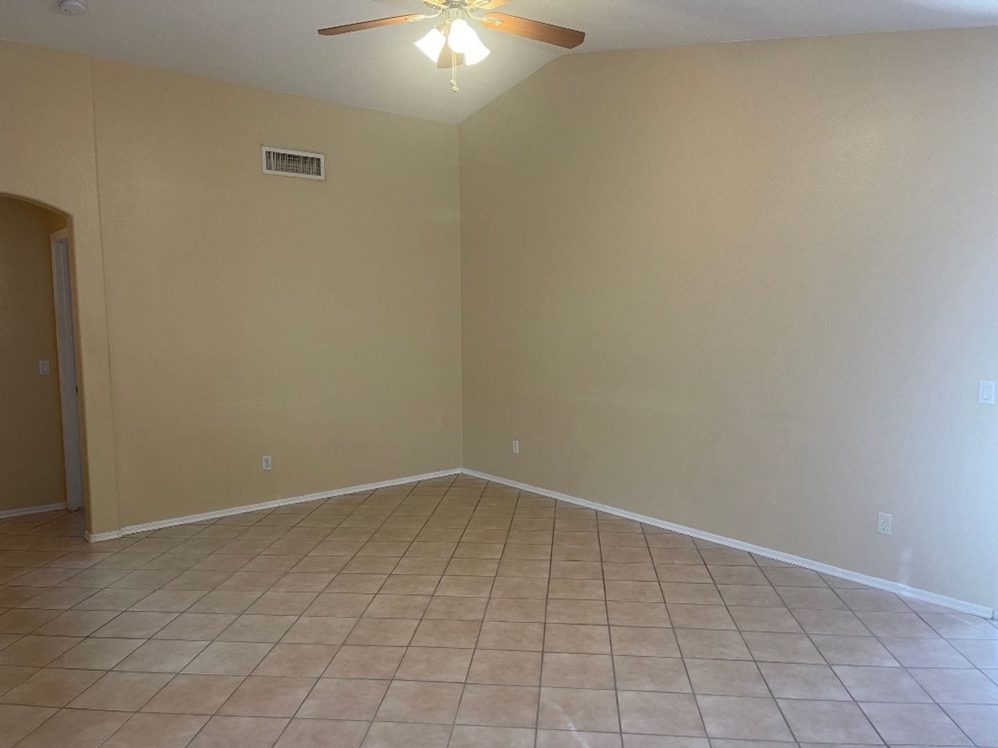 3 bedroom 2 bath home in Surprise is available for immediate move in! property image