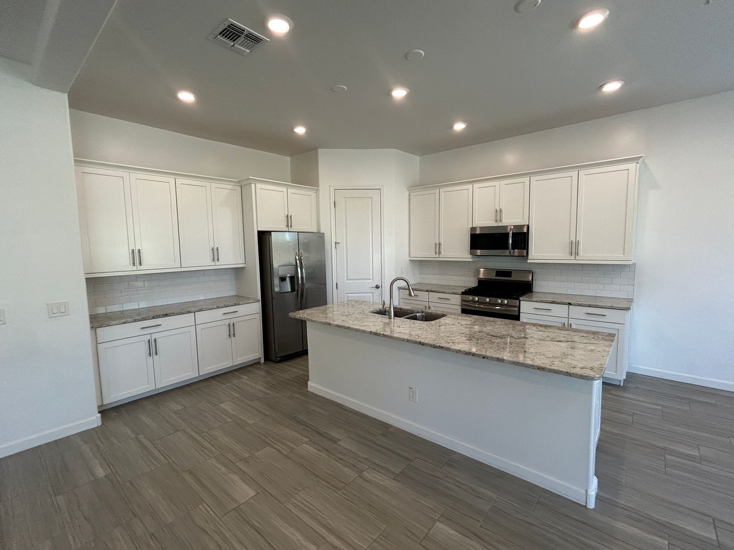 Fantastic NEXT GEN House (4 bedrooms/3 bathrooms) located in Asante ready for immediate move-in property image