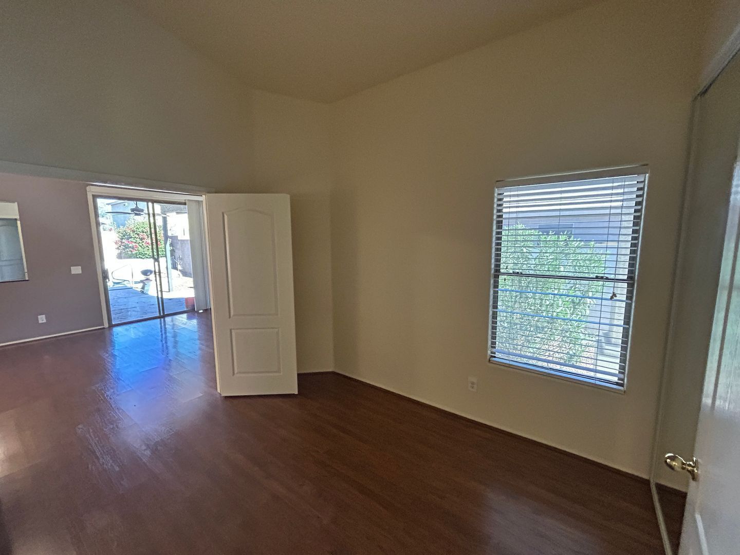 3 bedroom / 2 bathroom home in Canyon Trails ready for immediate move-in property image