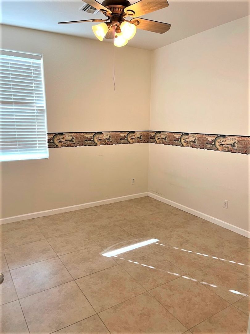 3 bedroom 2 bath home in Canyon trails is available for early March move in! property image