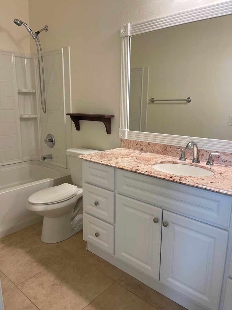 3 bedroom 2 bath home in Canyon trails is available for early March move in! property image