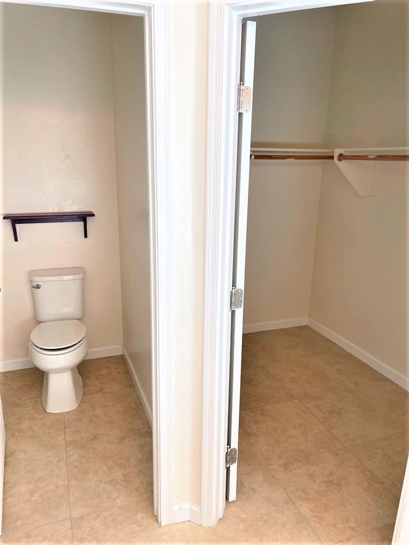 3 bedroom 2 bath home in Canyon trails is available for early March move in! property image