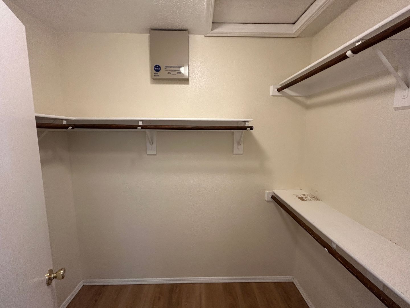 Updated 3 bedroom / 2 bathroom home in Country Meadows ready for immediate move-in property image