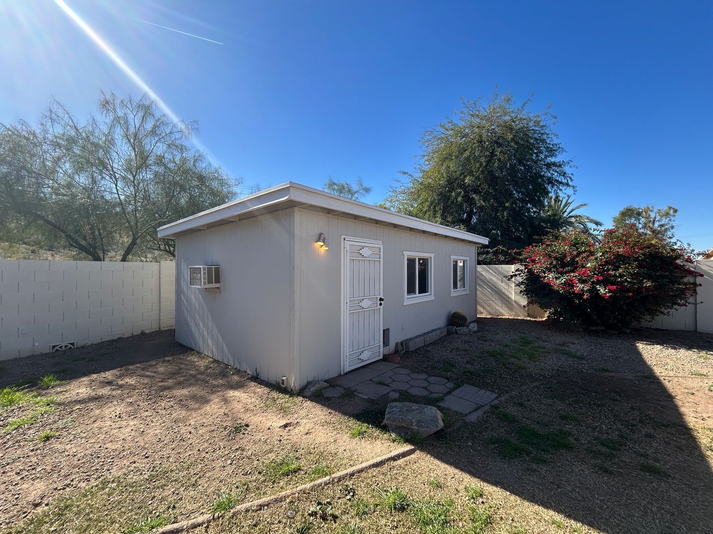 Fully updated 3 bedroom 2 bath at the base of north mountain property image