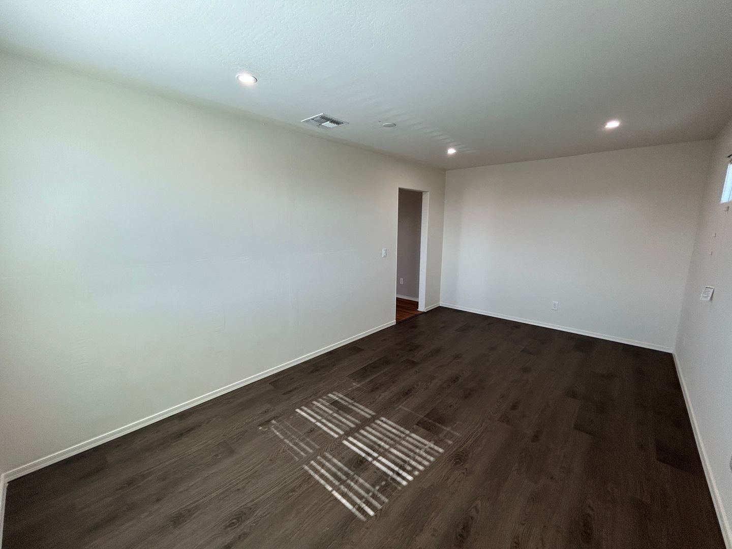 4 bedrooms / 3 bathrooms PLUS 2 dens AND loft in Austin Ranch ready for immediate move-in North Copper Canyon property image