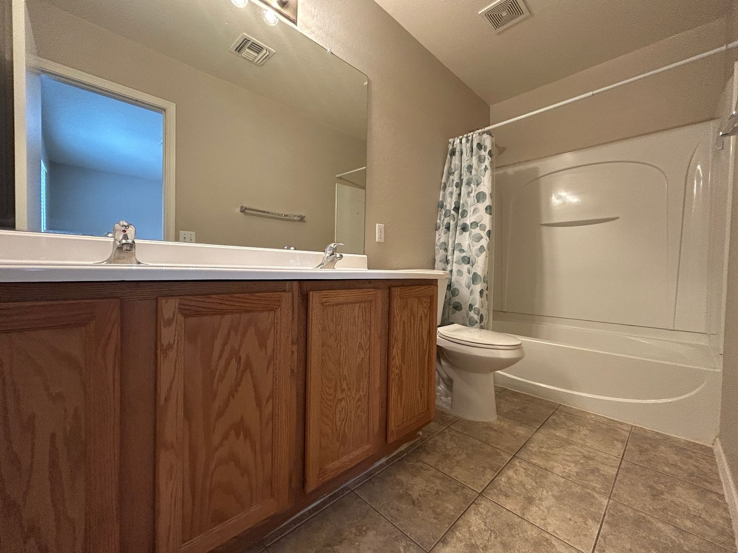3 Bedroom/2 Bath home plus Den in Legacy Parc available for immediate move-in property image
