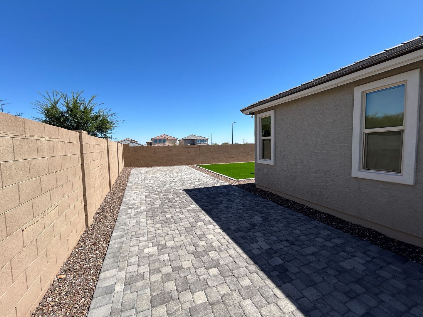 LARGE LOT - Beautiful 3 bedroom / 3 bathroom (plus den & flex room) property image