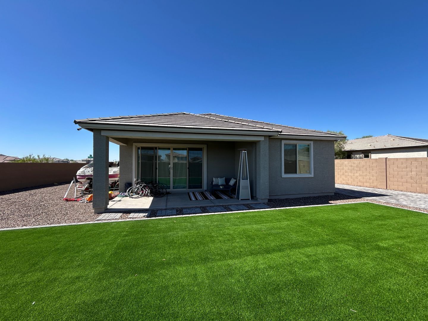 LARGE LOT - Beautiful 3 bedroom / 3 bathroom (plus den & flex room) property image