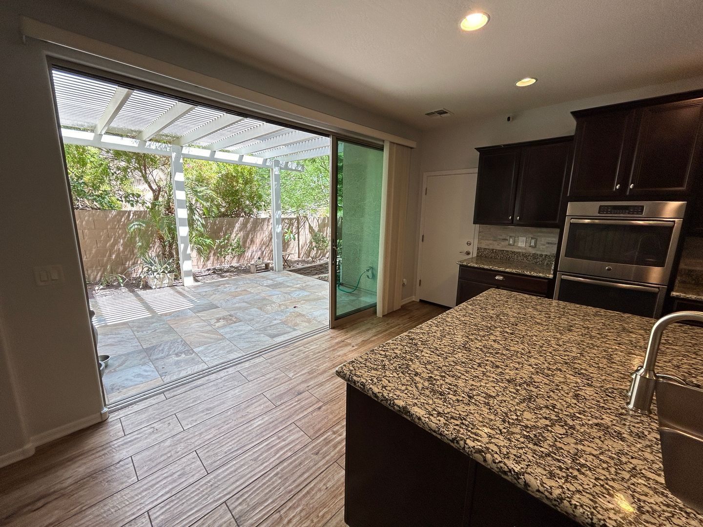 3 bedroom / 2.5 bathroom home in Verrado with solar - available for 8/21 move-in !! property image