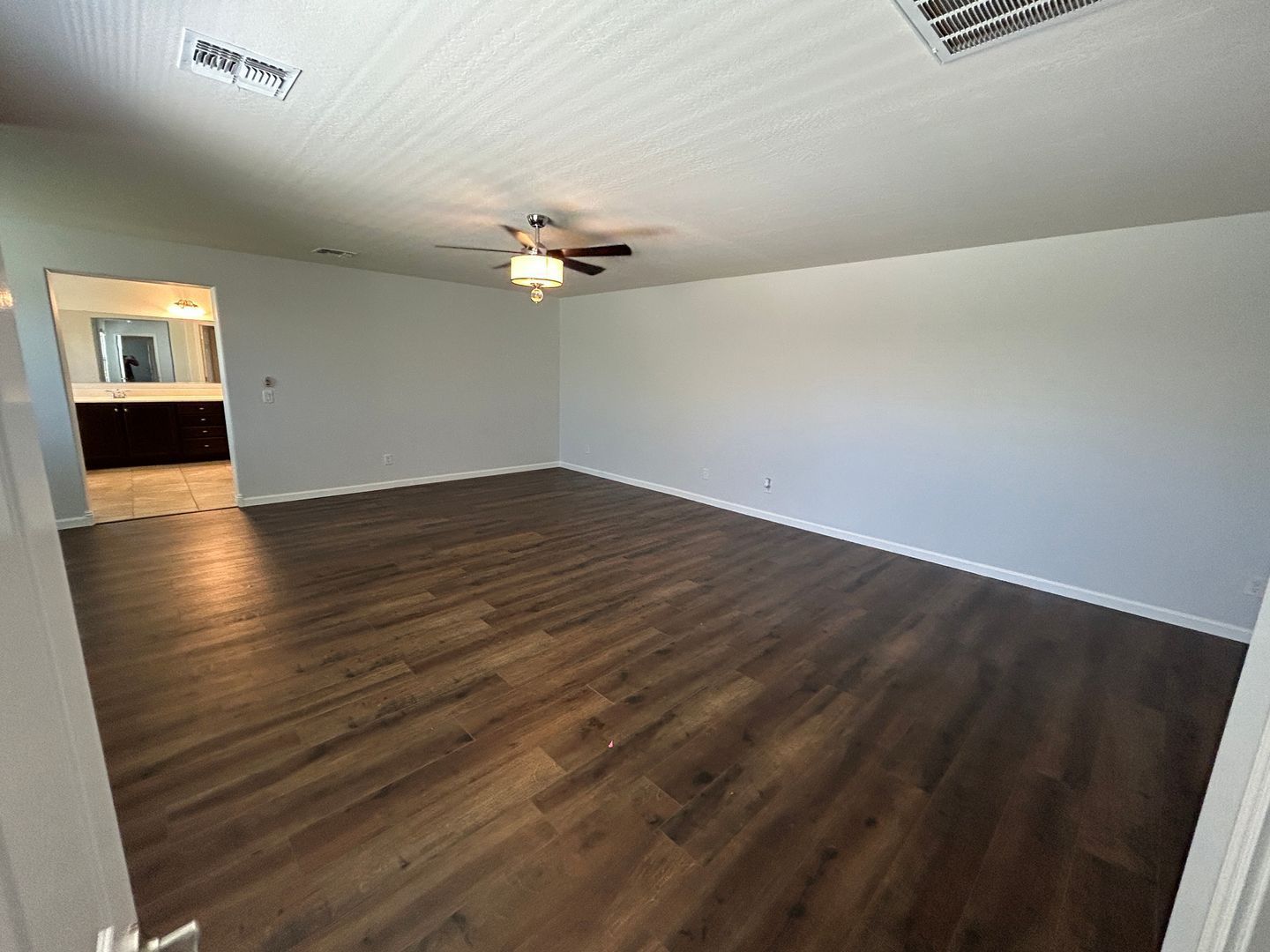 3 bedroom / 2.5 bathroom home in Verrado with solar - available for 8/21 move-in !! property image